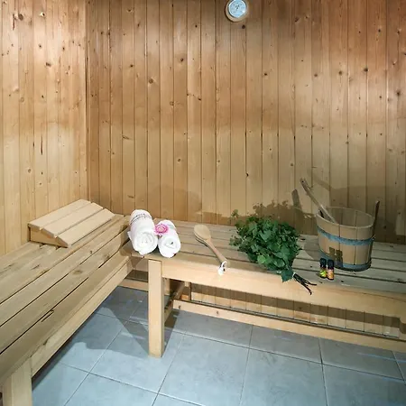 Luky スピンドレルフ・ムリン