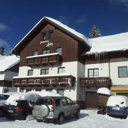 Luky スピンドレルフ・ムリン